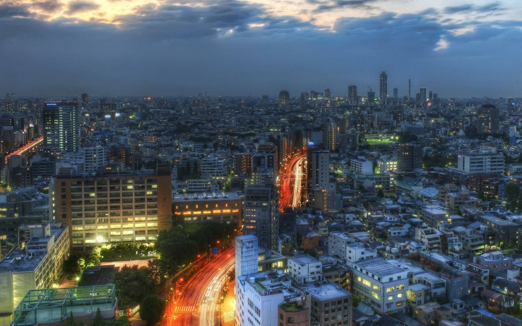 Tokyo cityscape at dusk