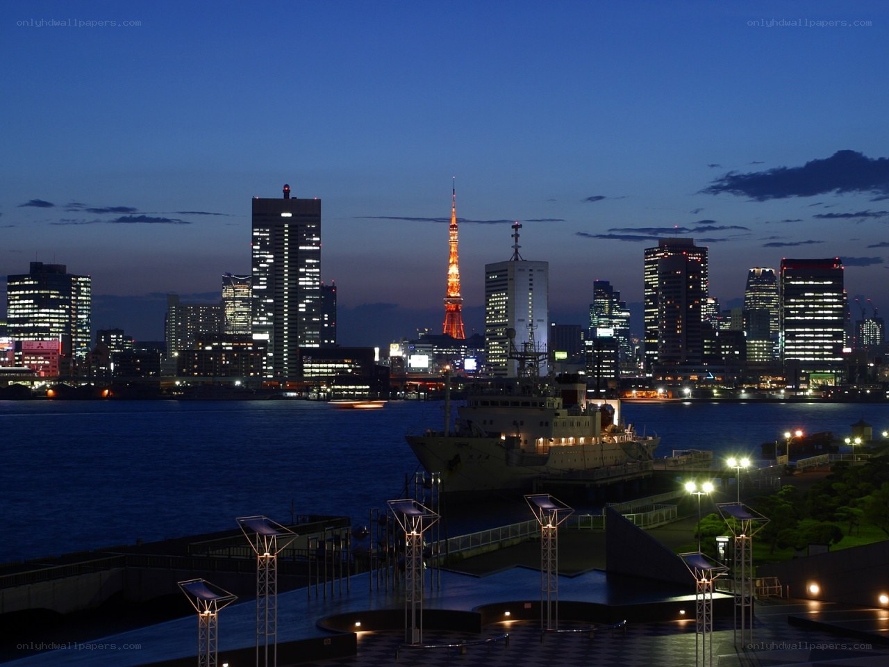 Tokyo skyline at dusk