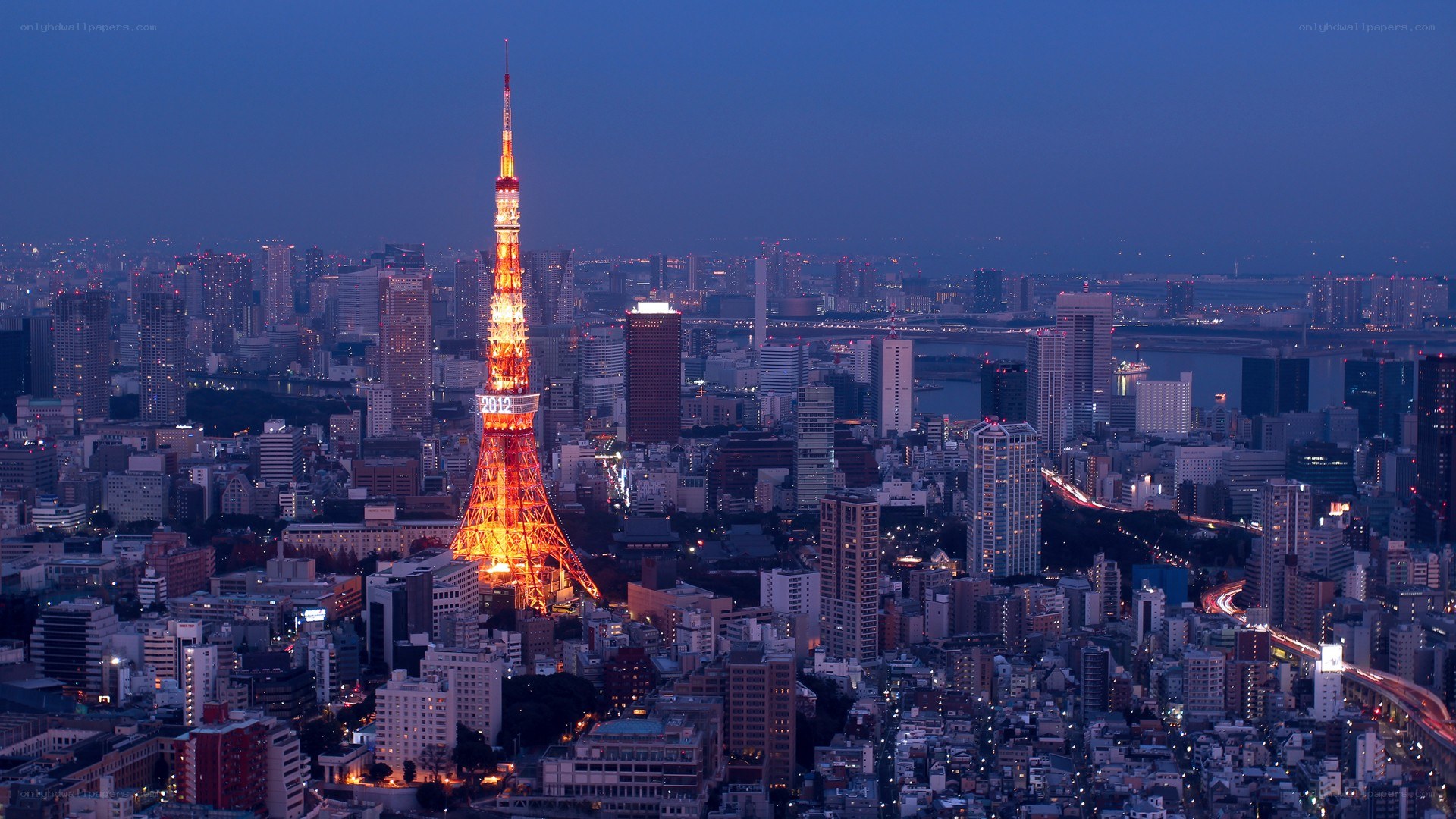 Tokyo Tower at dusk