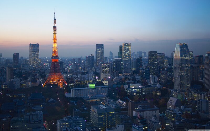 Tokyo Tower at Dusk — Blue