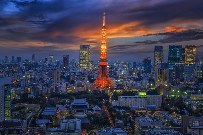 Tokyo Tower at Dusk — Orange, Dramatic