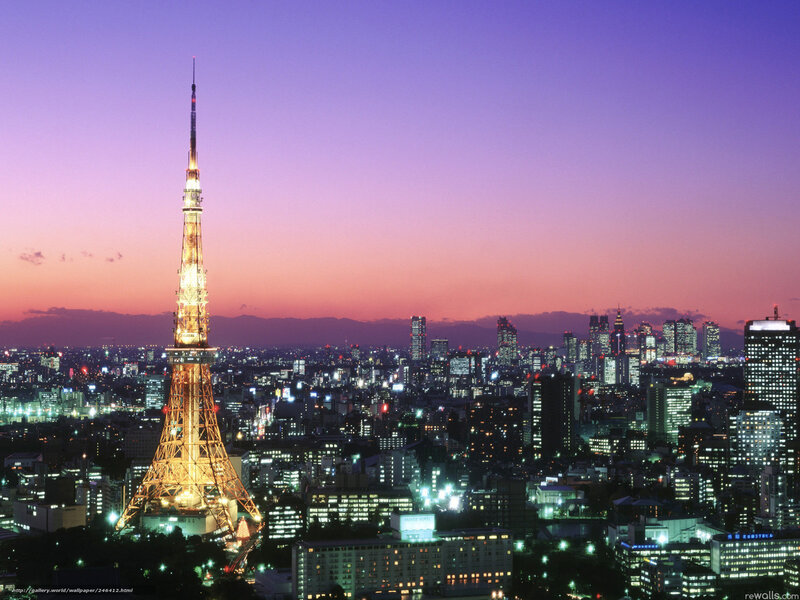 Tokyo Tower at Dusk — Purple, Serene