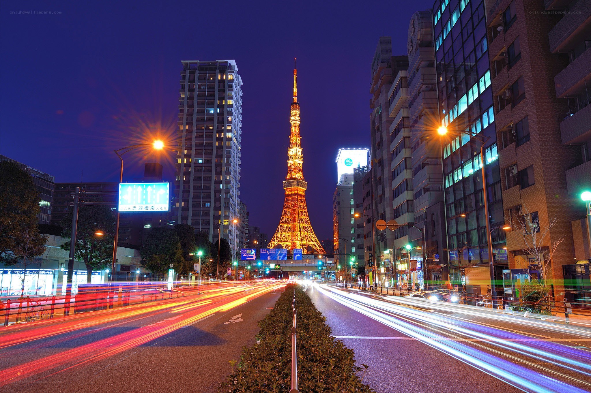 Tokyo Tower at night