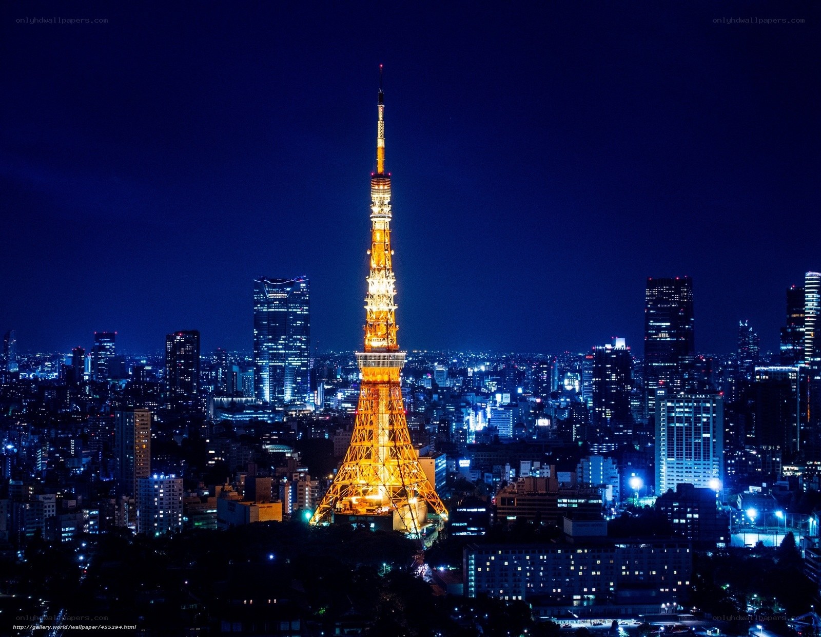 Tokyo Tower at night