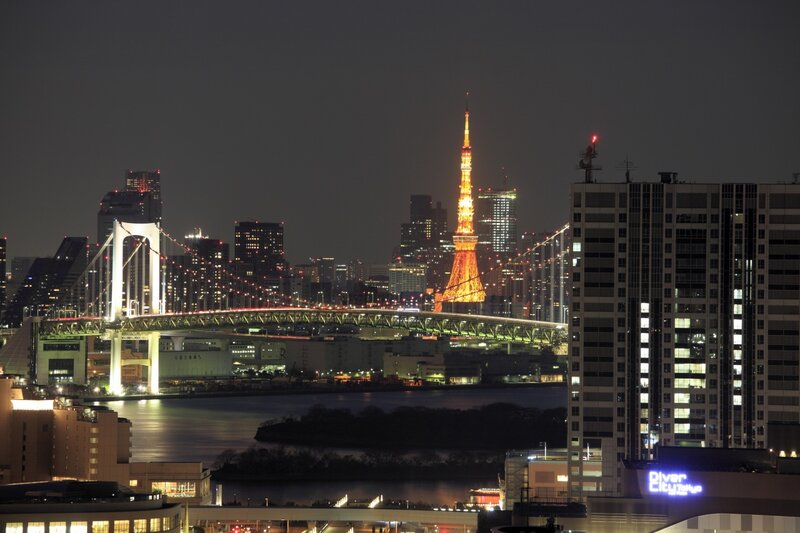 Tokyo Tower at Night — Black, Calm