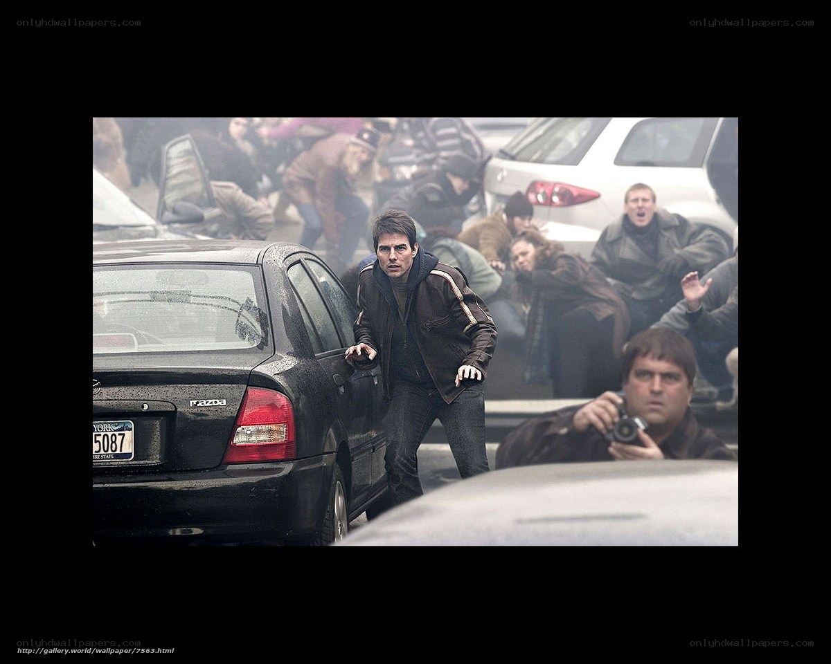 Tom Cruise in a chaotic scene