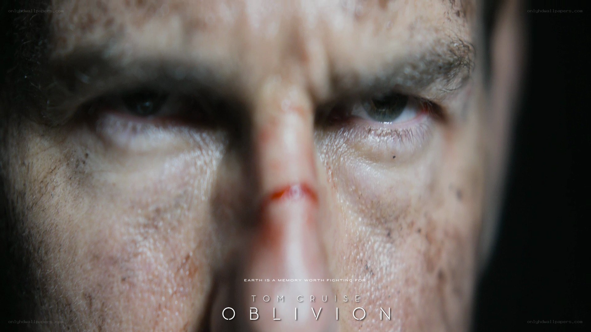 Tom Cruise in Oblivion