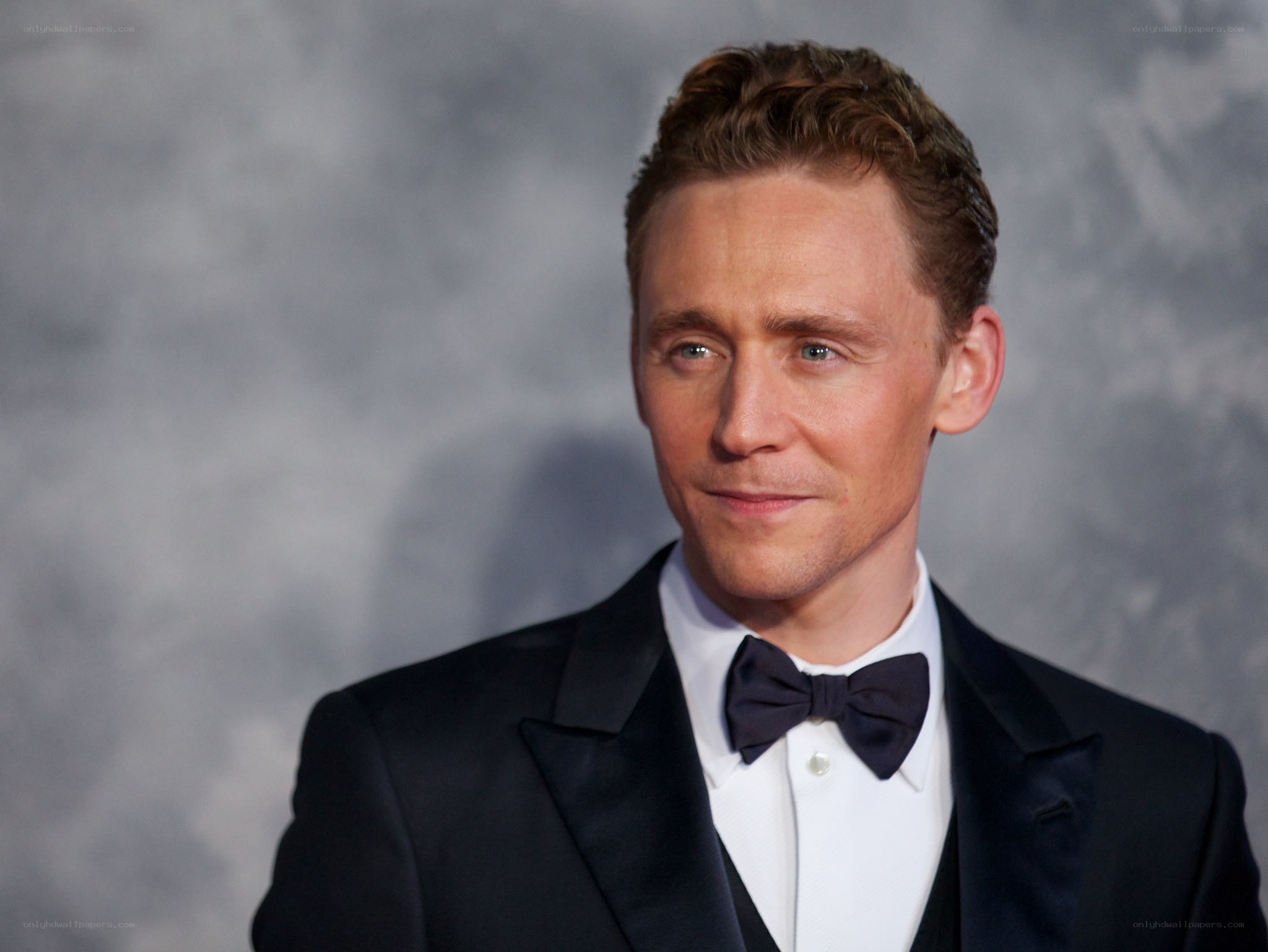 Tom Hiddleston in tuxedo
