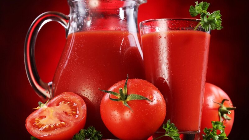 Tomato Juice in Glass — Red, Dramatic