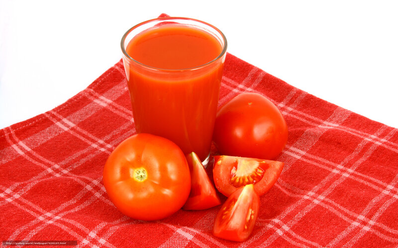 Tomato Juice in Glass — Red, Fresh