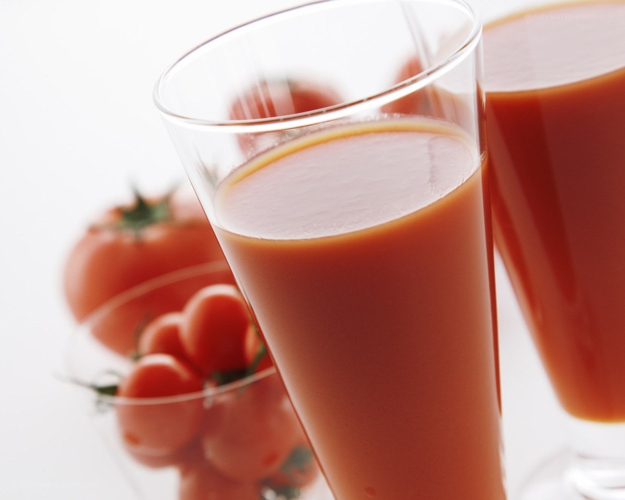 Tomato juice in glasses