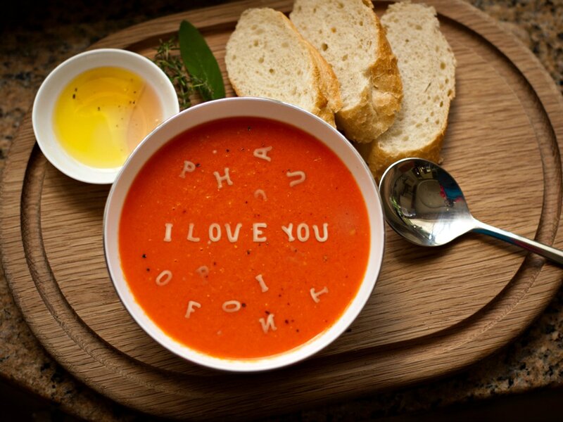 Tomato Soup with Bread