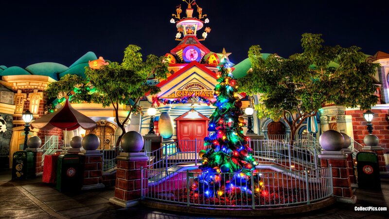 Toontown City Hall at night