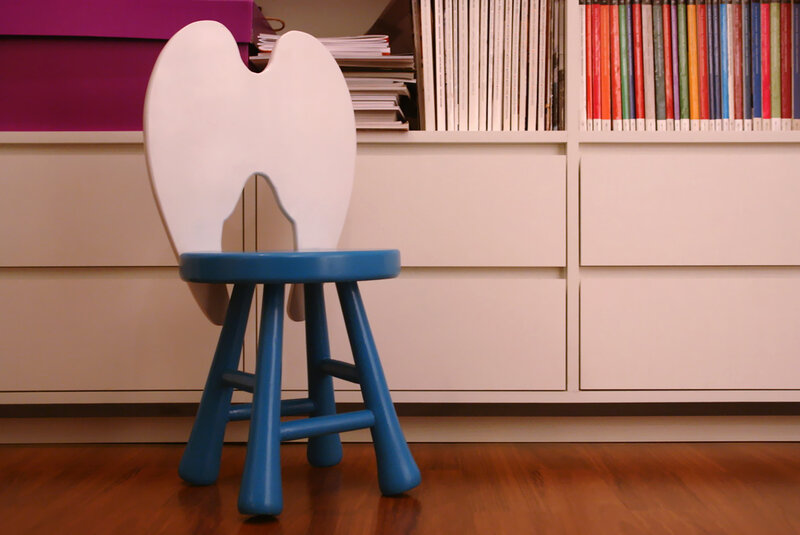 Tooth-shaped Stool