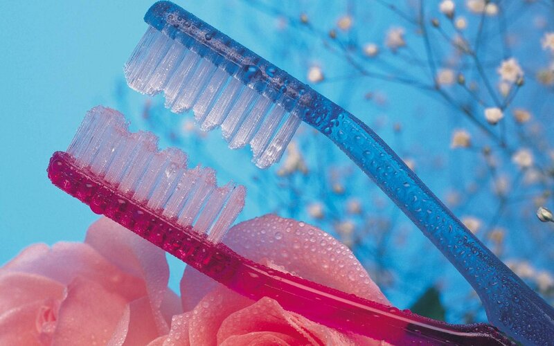 Toothbrushes with flowers