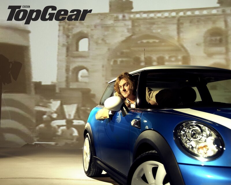 Top Gear presenter in a blue Mini