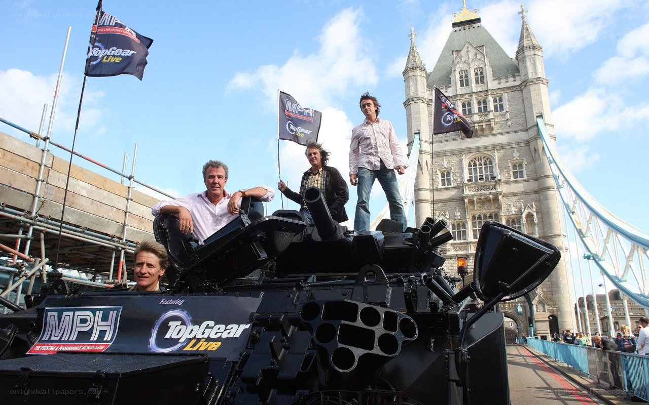 Top Gear presenters on tank