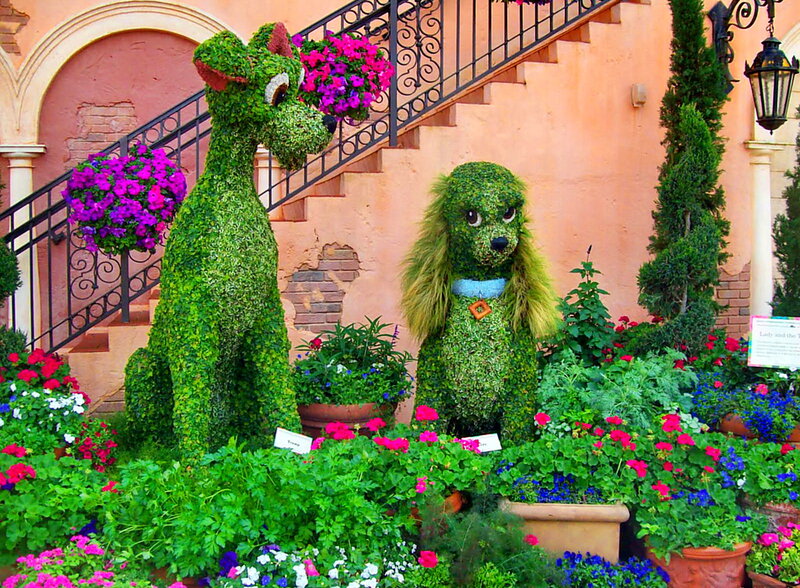 Topiary Dogs in Garden — Green