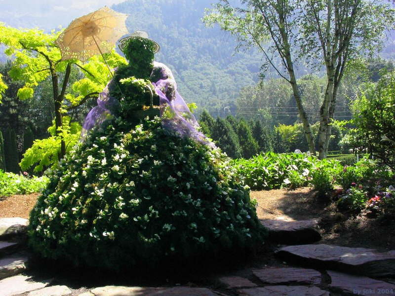 Topiary lady with parasol