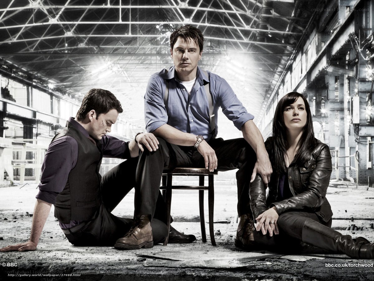 Torchwood cast in industrial setting