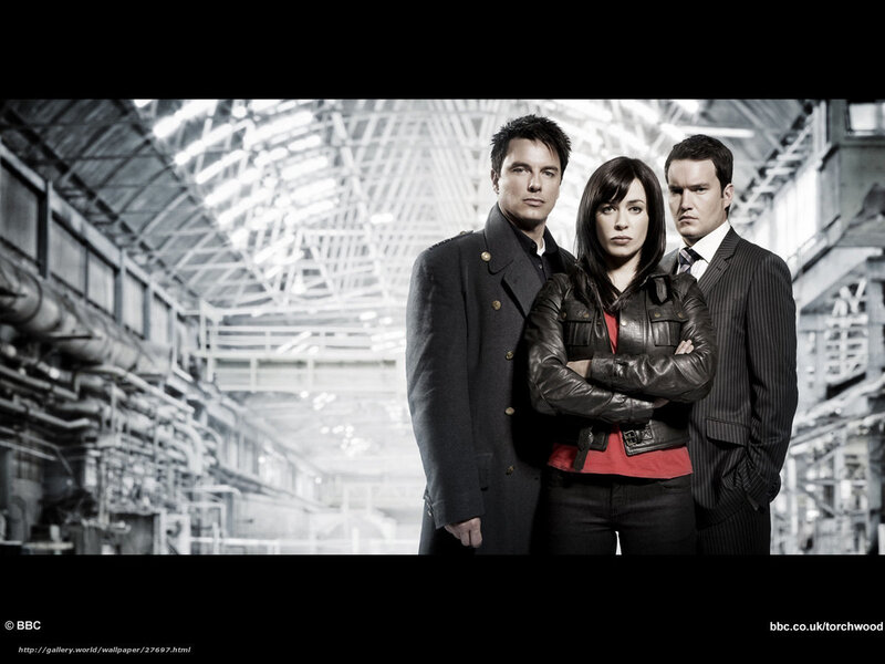 Torchwood cast in industrial setting