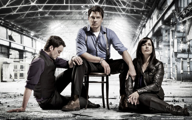 Torchwood cast in warehouse