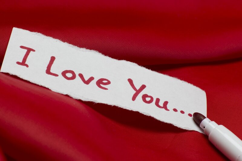 Torn Paper Note — Red