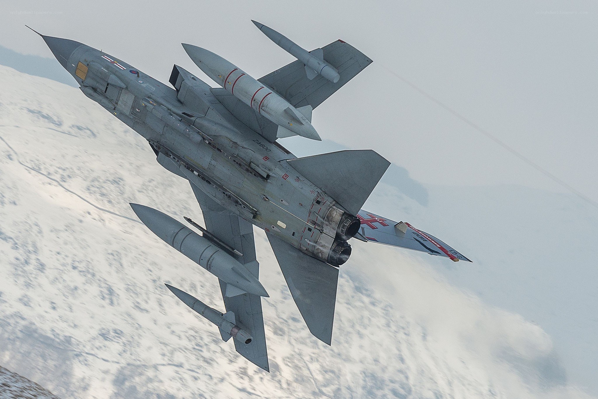 Tornado jet in flight