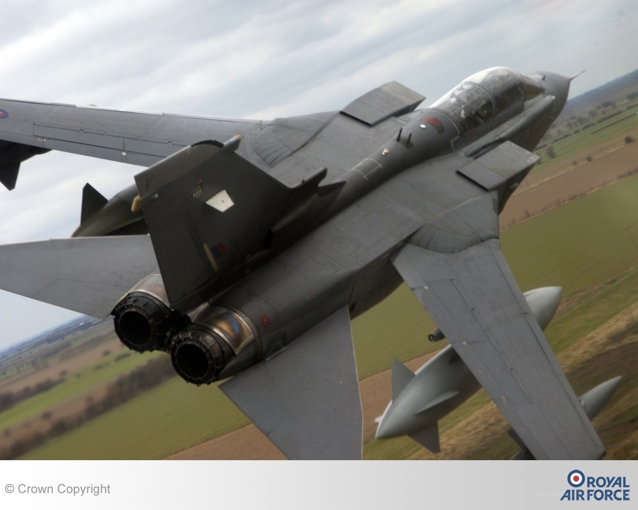 Tornado jet in flight