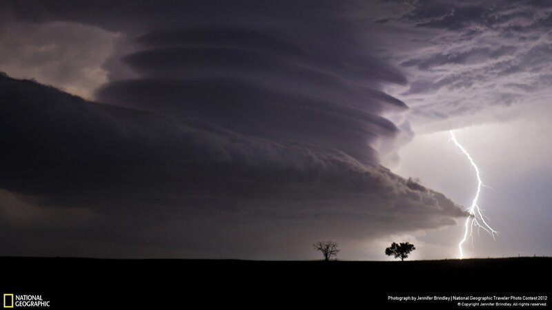 Tornado Storm Cloud — Gray