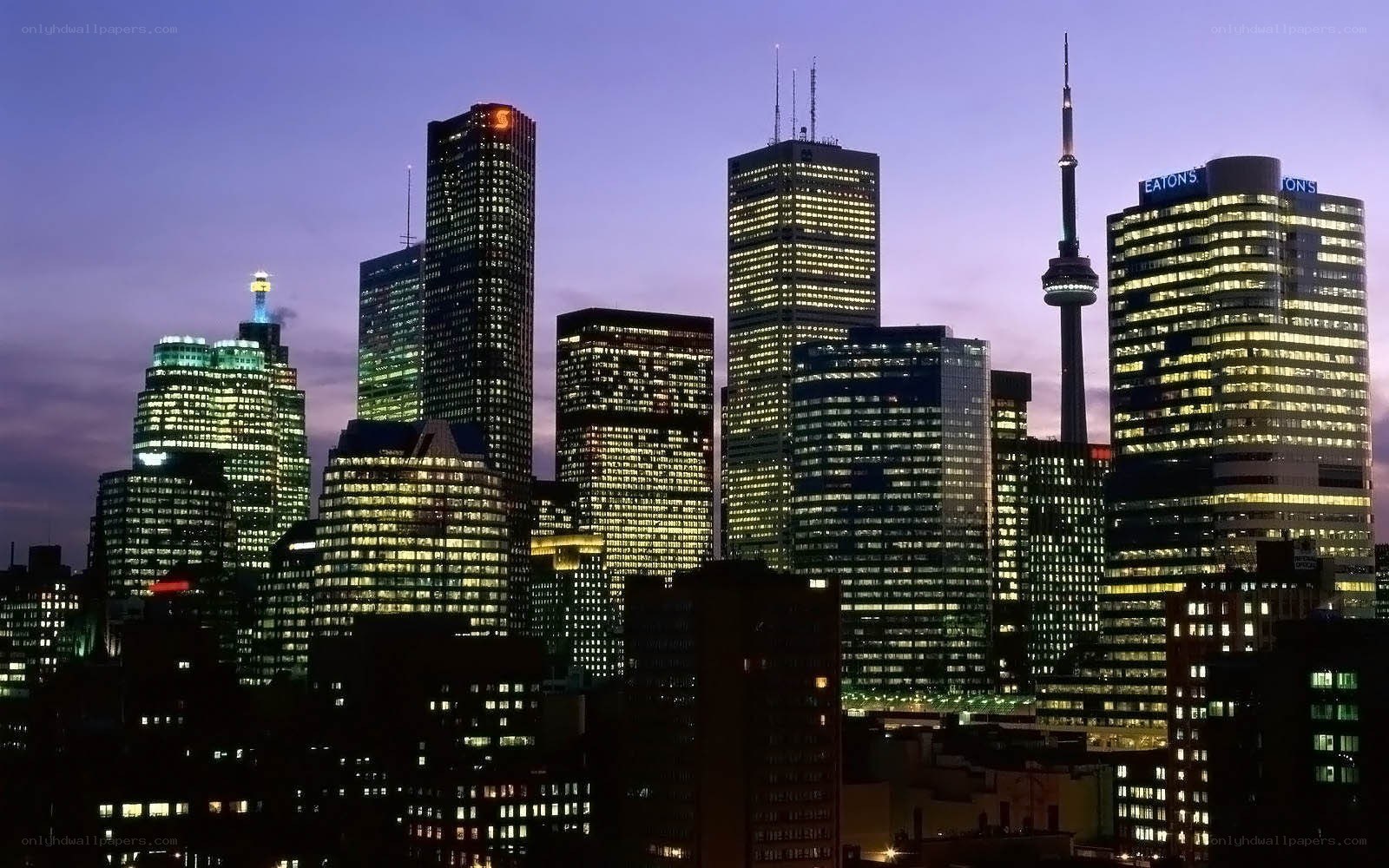 Toronto skyline at dusk