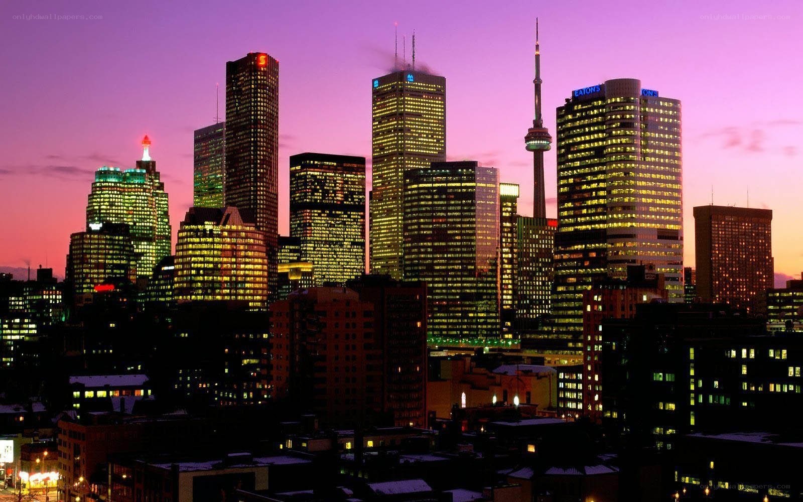 Toronto skyline at dusk