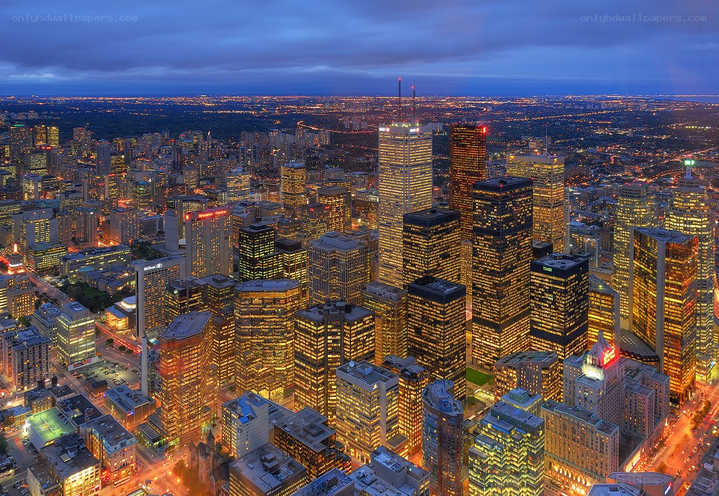Toronto skyline at dusk