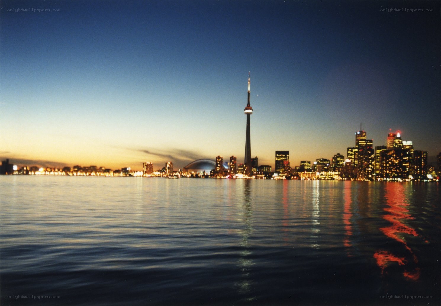 Toronto skyline at dusk