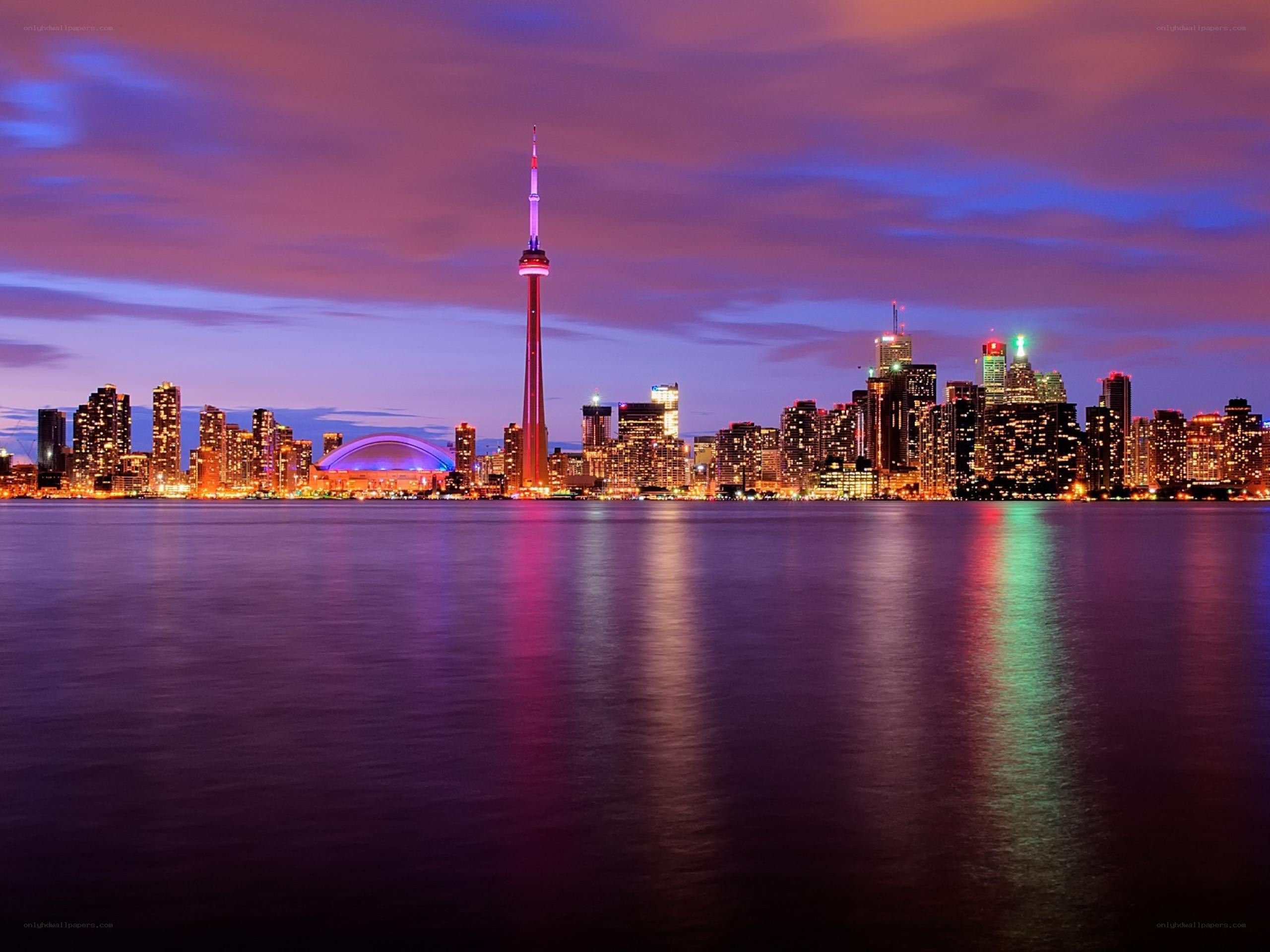 Toronto skyline at dusk