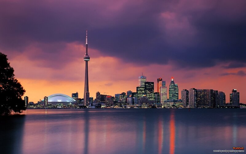 Toronto skyline at dusk