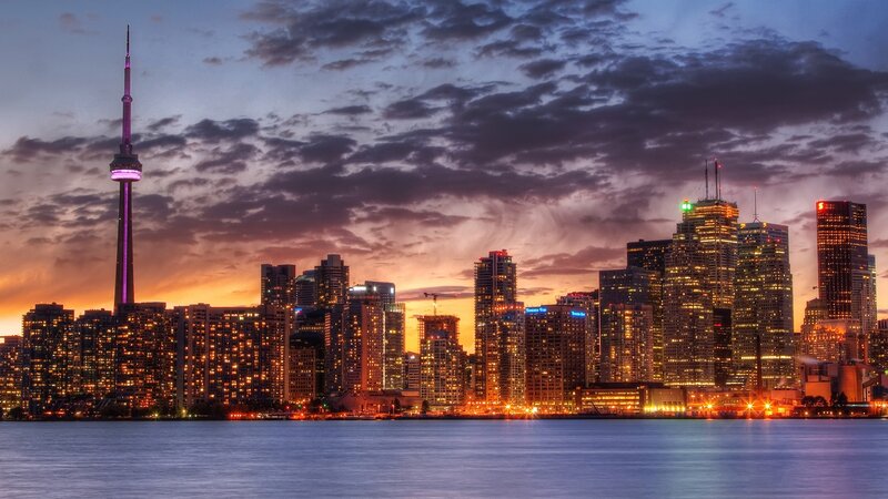 Toronto skyline at dusk