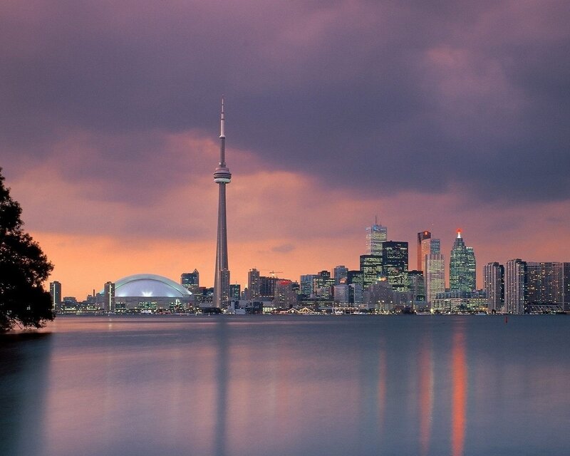 Toronto skyline at dusk
