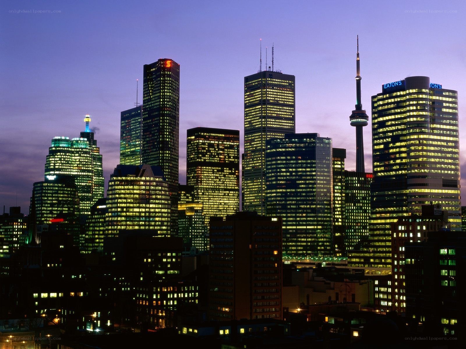 Toronto skyline at dusk