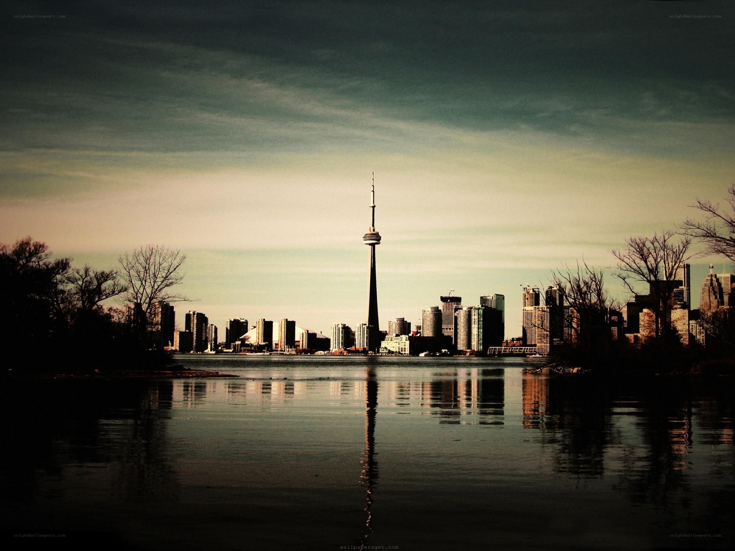 Toronto skyline at dusk