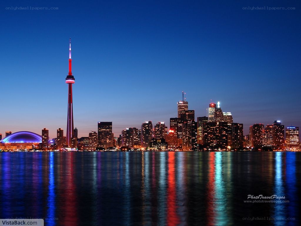 Toronto skyline at dusk