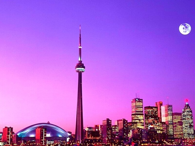 Toronto skyline at dusk