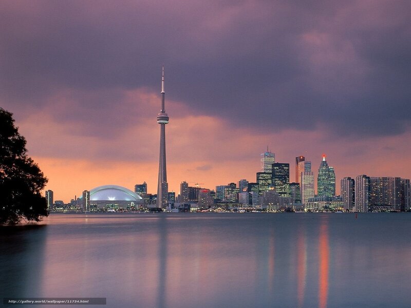 Toronto skyline at dusk