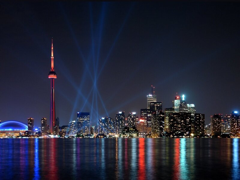 Toronto skyline at night