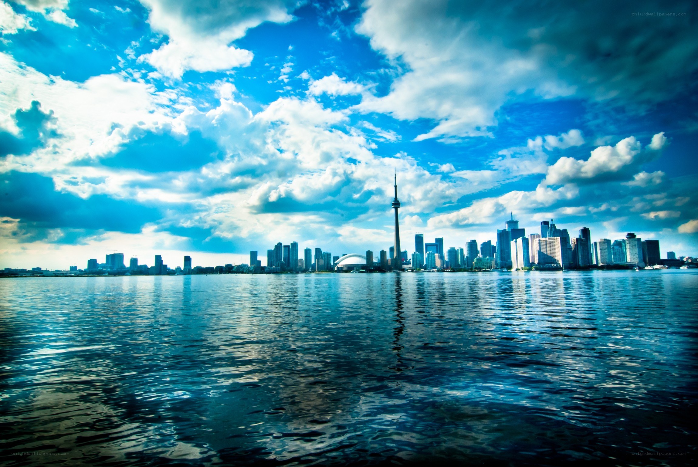 Toronto skyline with CN Tower