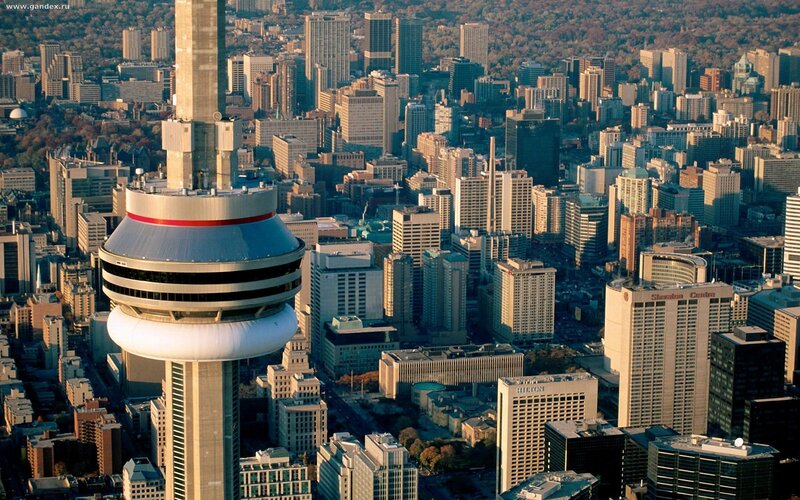 Toronto skyline with CN Tower