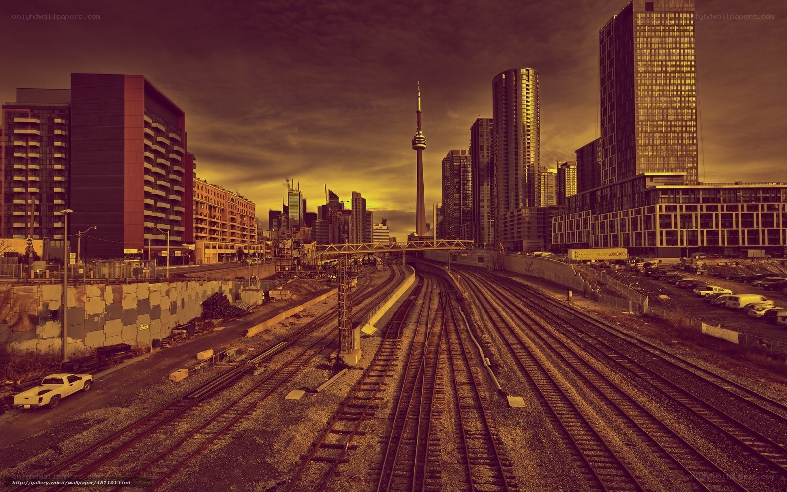 Toronto skyline with train tracks
