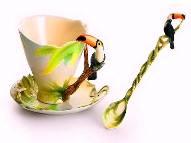 Toucan-themed Tea Set