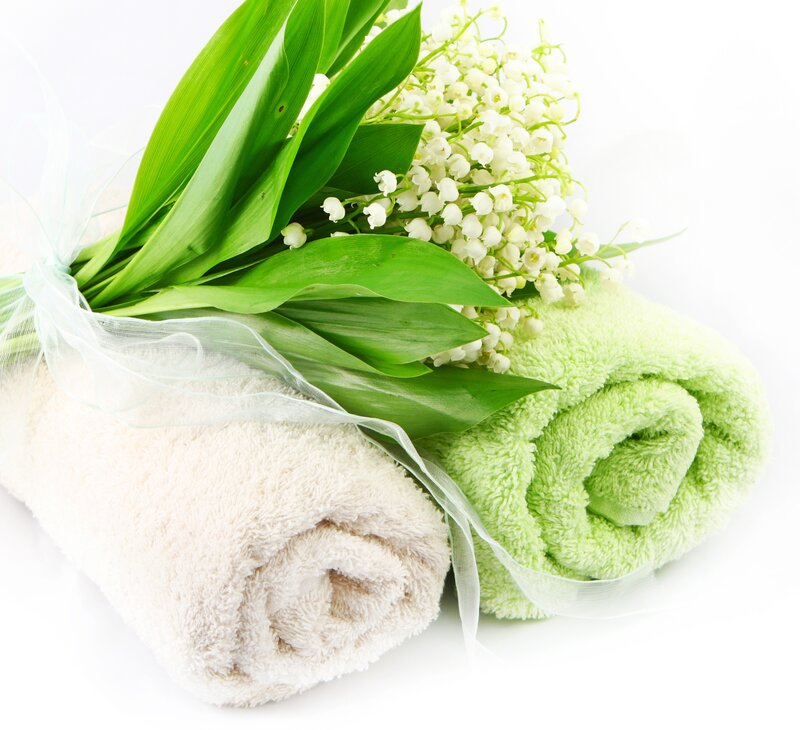 Towels with Lily of the Valley