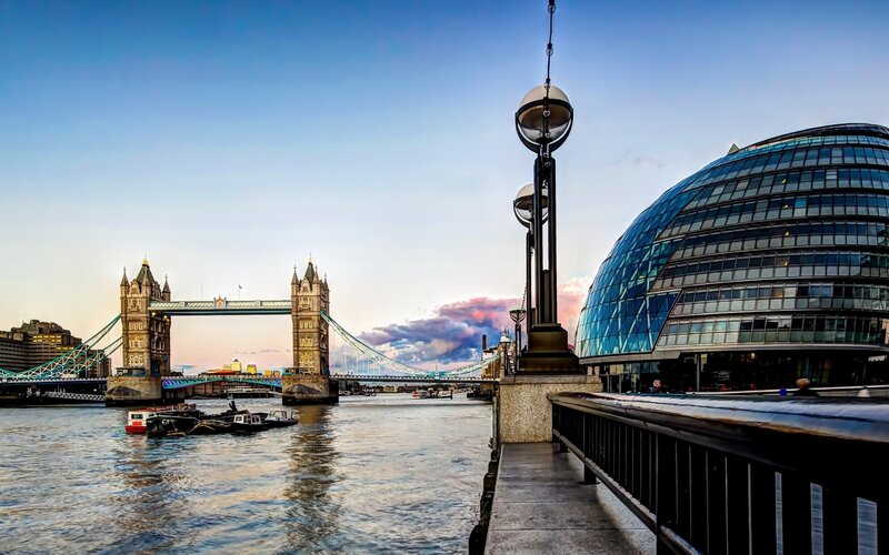 Tower Bridge and City Hall — Blue